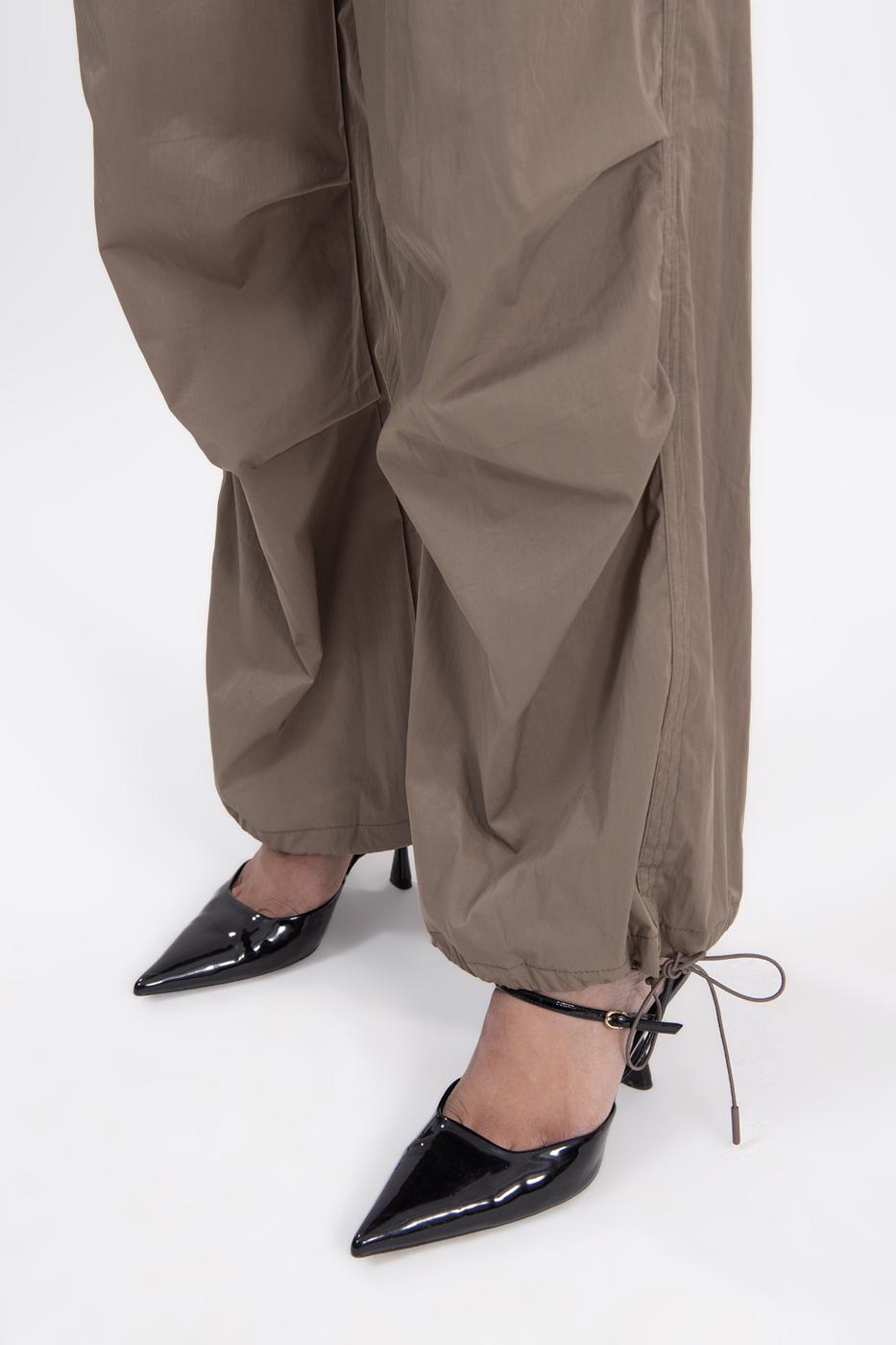 Bayan Haki Düşük Bel Paraşüt Kargo Pantolon