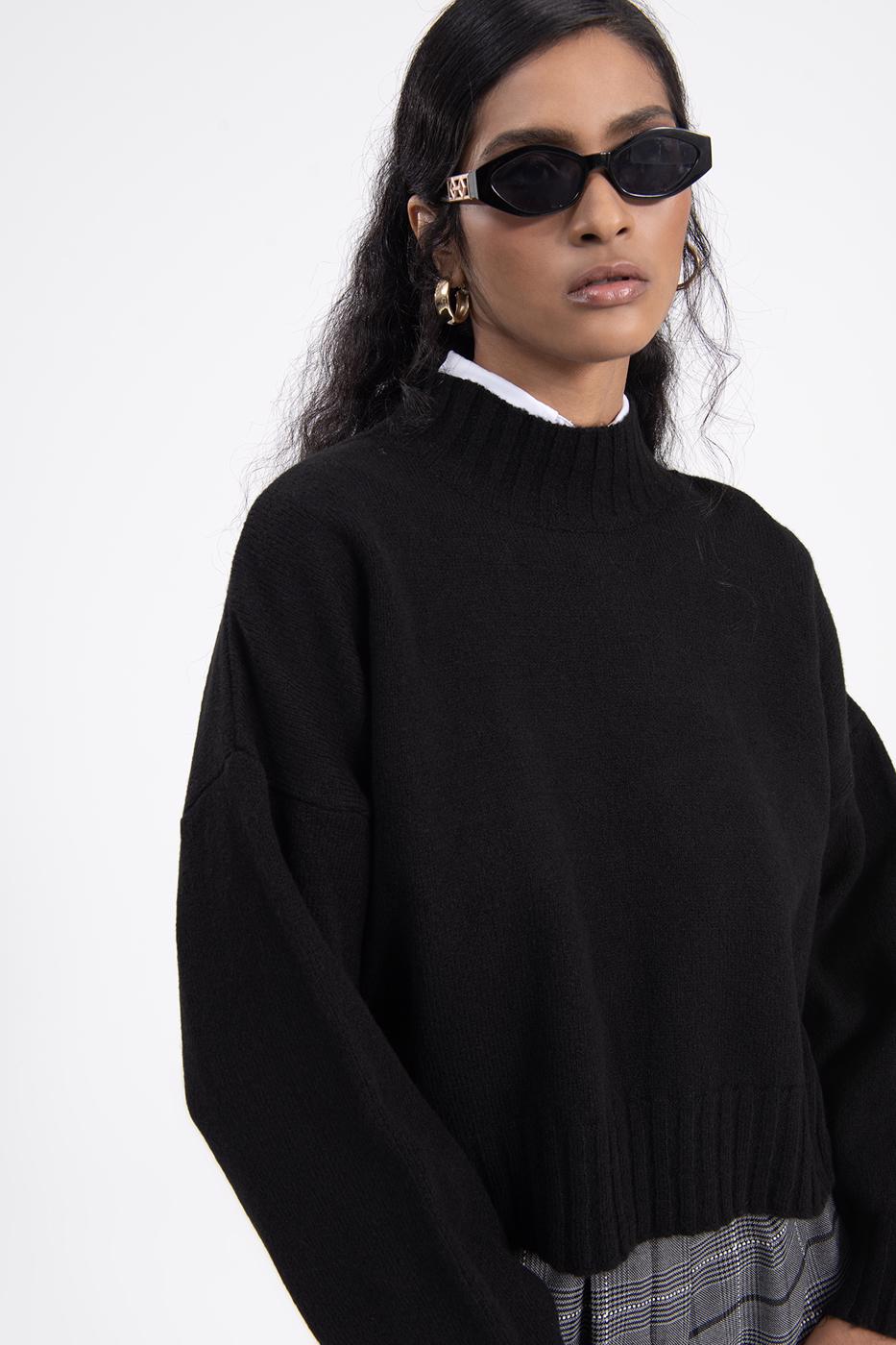 Bayan Siyah Yarı Balıkçı yaka Triko Kazak