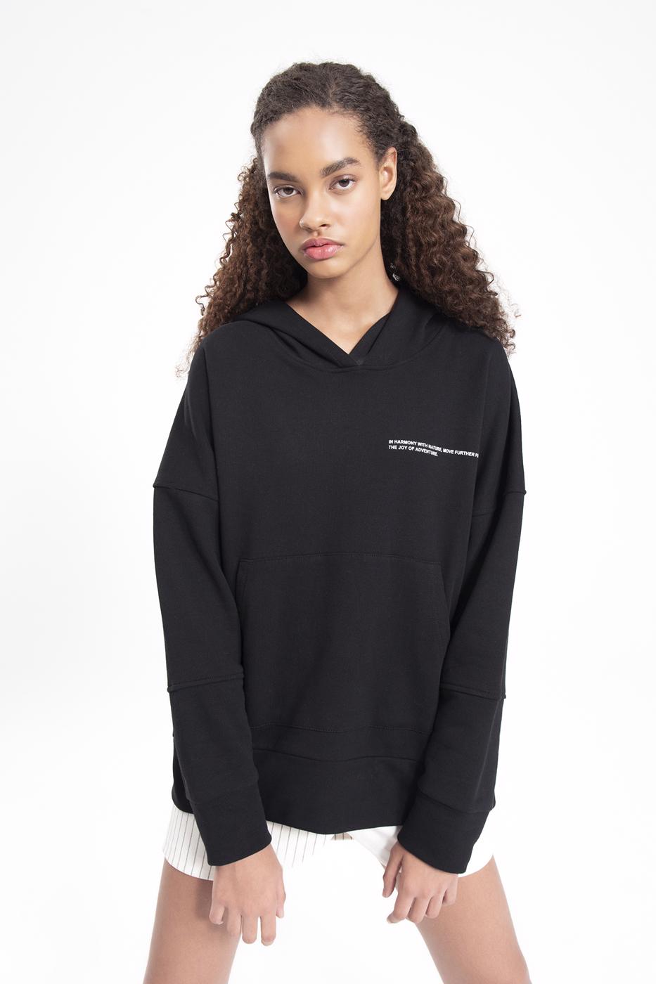 Bayan Siyah Kapüşonlu Baskı Detaylı Sweatshırt