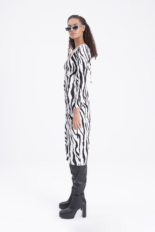 Bayan Beyaz V Yakalı Saten Midi Elbise - BSL