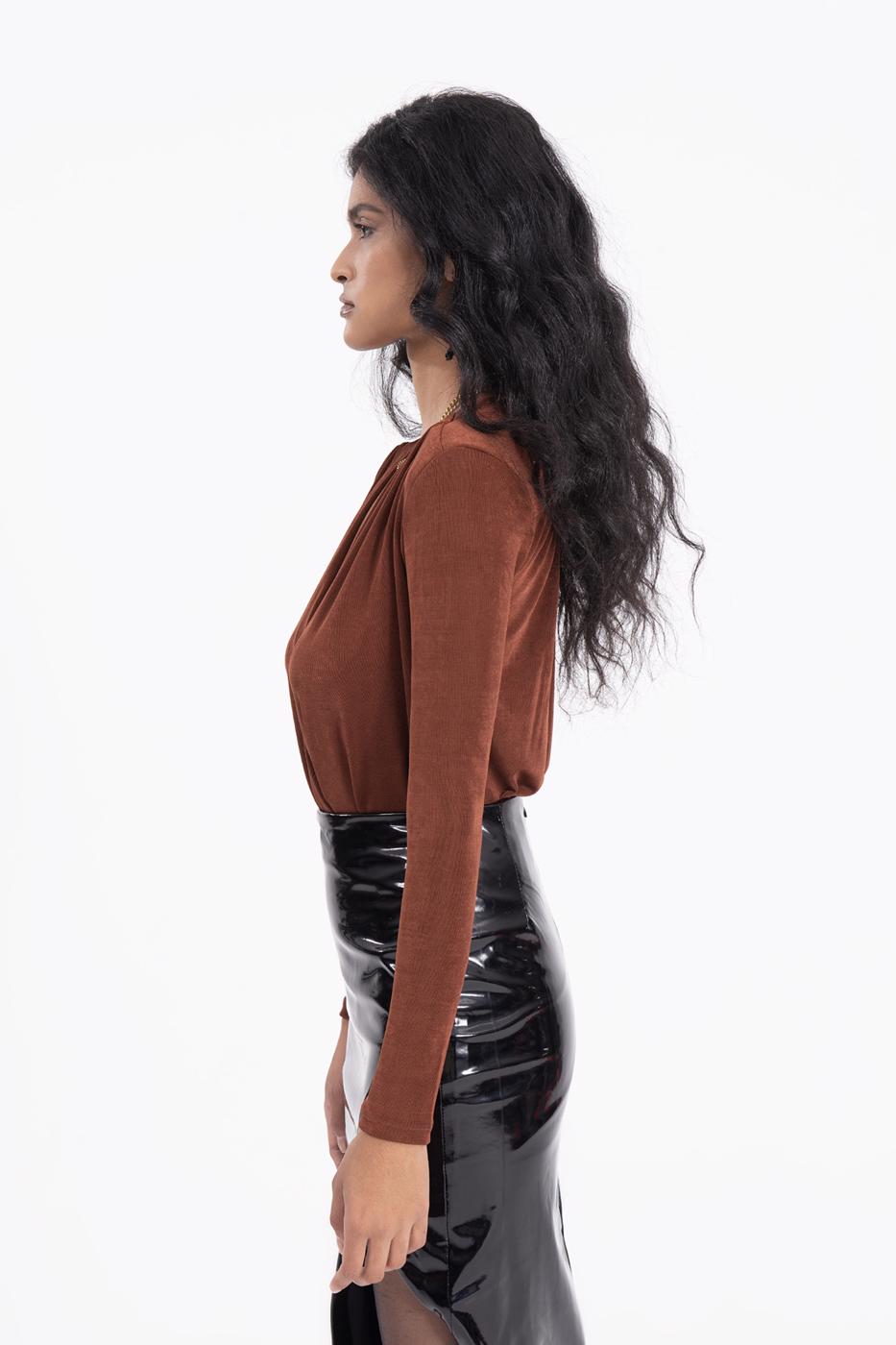 Bayan Kahverengi Kruvaze Yaka Dekolteli Bodysuit