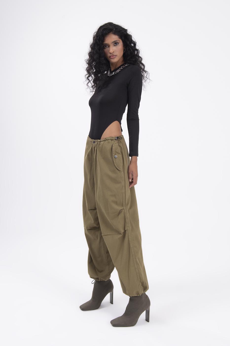 Bayan Haki Düşük Bel Kargo Pantolon