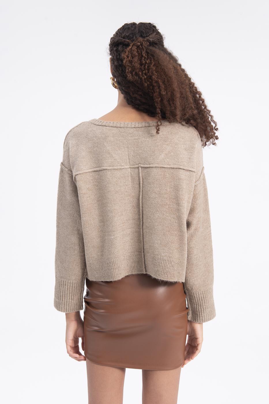 Bayan Bej V Yakalı Triko Kazak