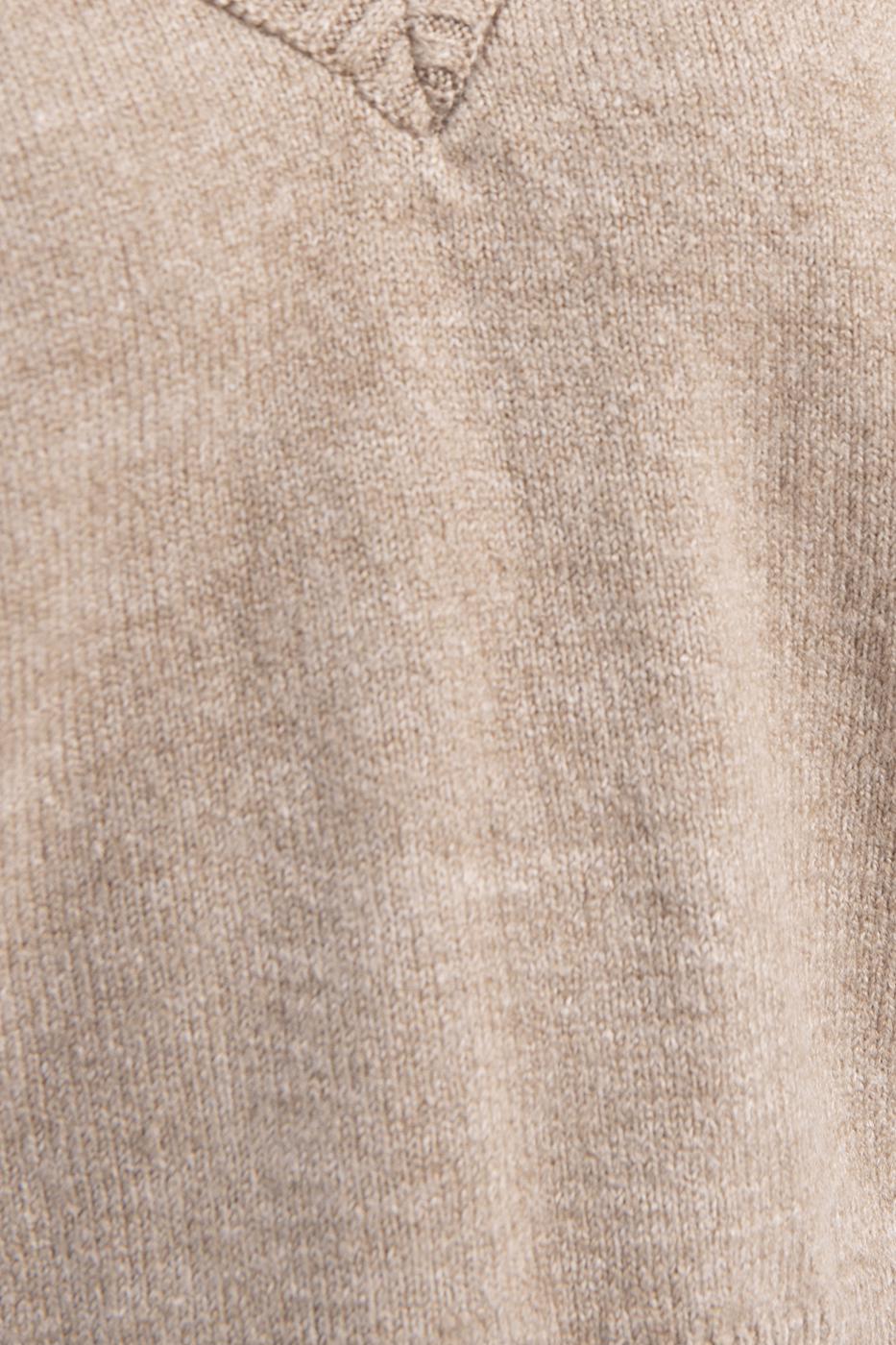 Bayan Bej V Yakalı Triko Kazak