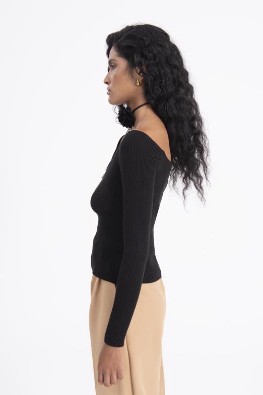 Bayan Siyah Geniş Yaka Dekolteli Triko Top - BSL