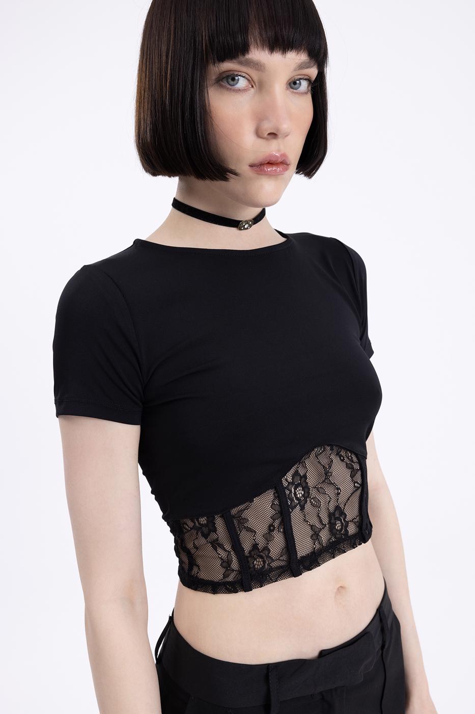 Bayan Siyah Dantel Detaylı Crop Body