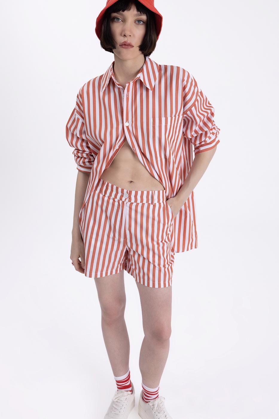 Bayan Kiremit Çizgili Mini Şort