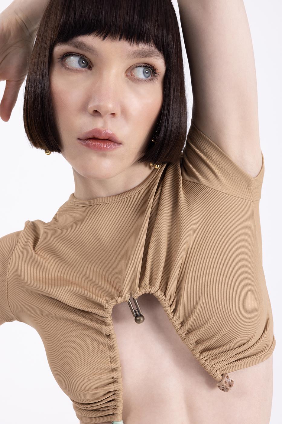 Bayan Camel Metal Aksesuar Crop Top