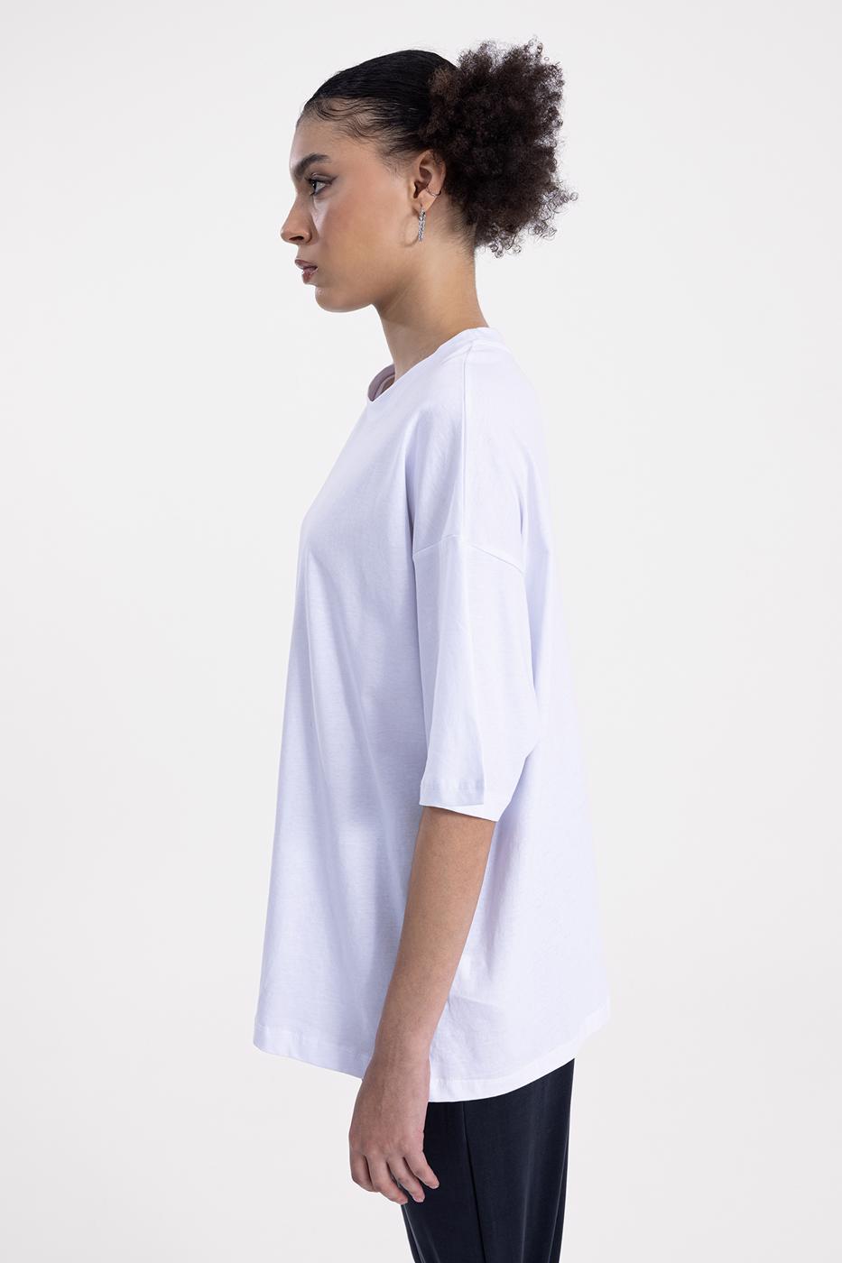 Bayan Beyaz Oversize Basıc Tshırt