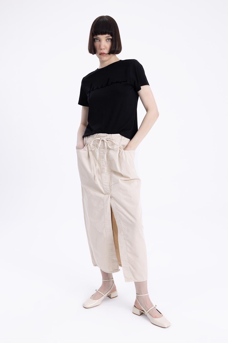 Bayan Bej Düşük  Bel Cep Detaylı  Maksi Etek