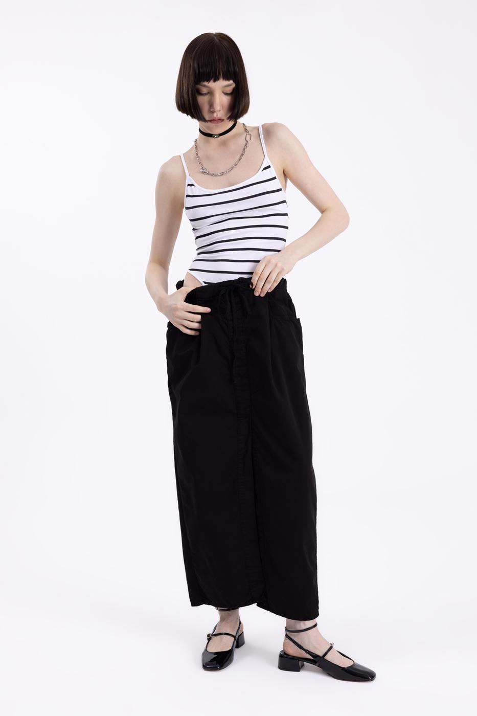 Bayan Siyah Düşük  Bel Cep Detaylı  Maksi Etek