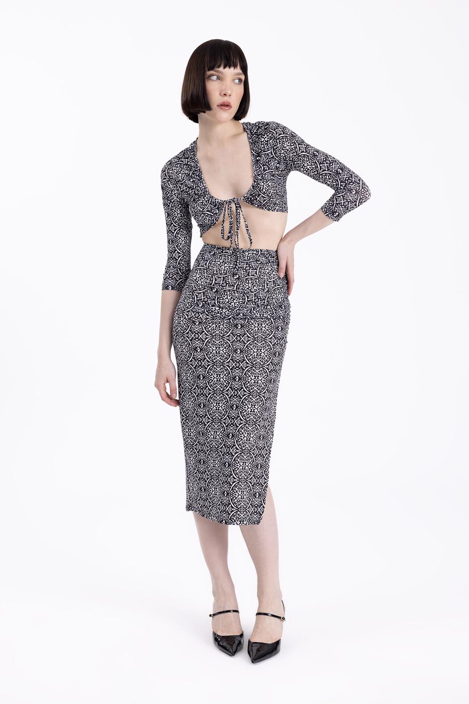 Bayan Siyah Truvakar Kollu Midi Elbise