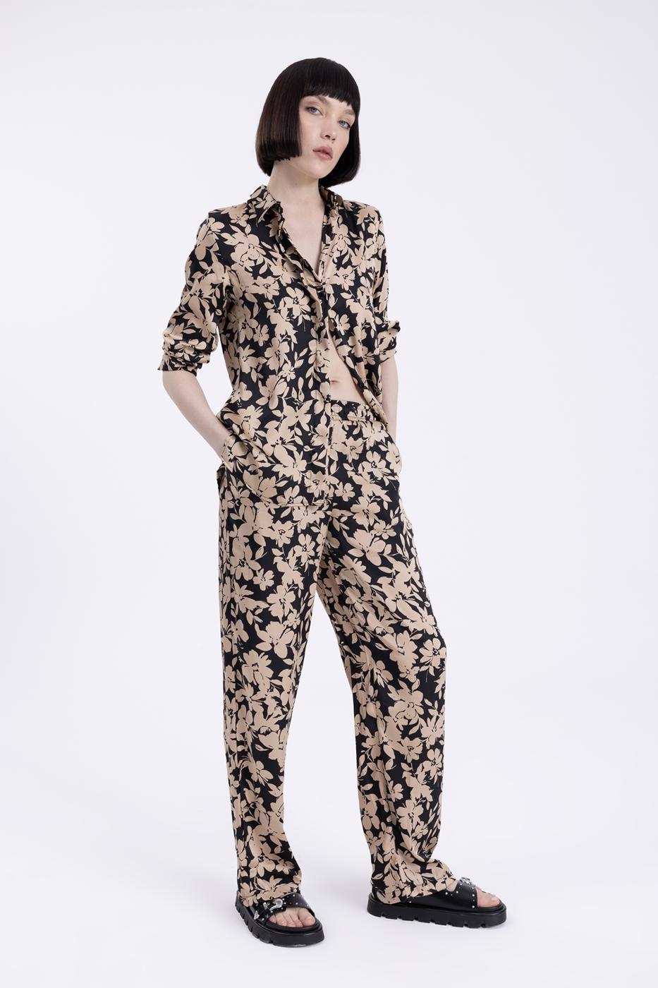 Bayan Siyah Saten Düz Kesim Pantolon