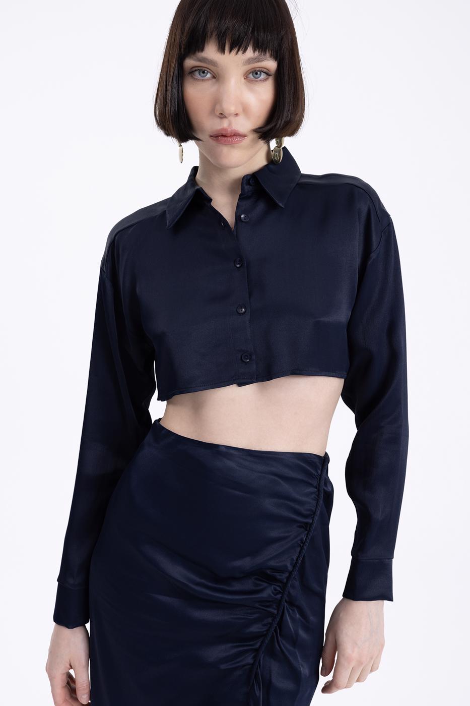 Bayan Lacivert Crop Saten Gömlek