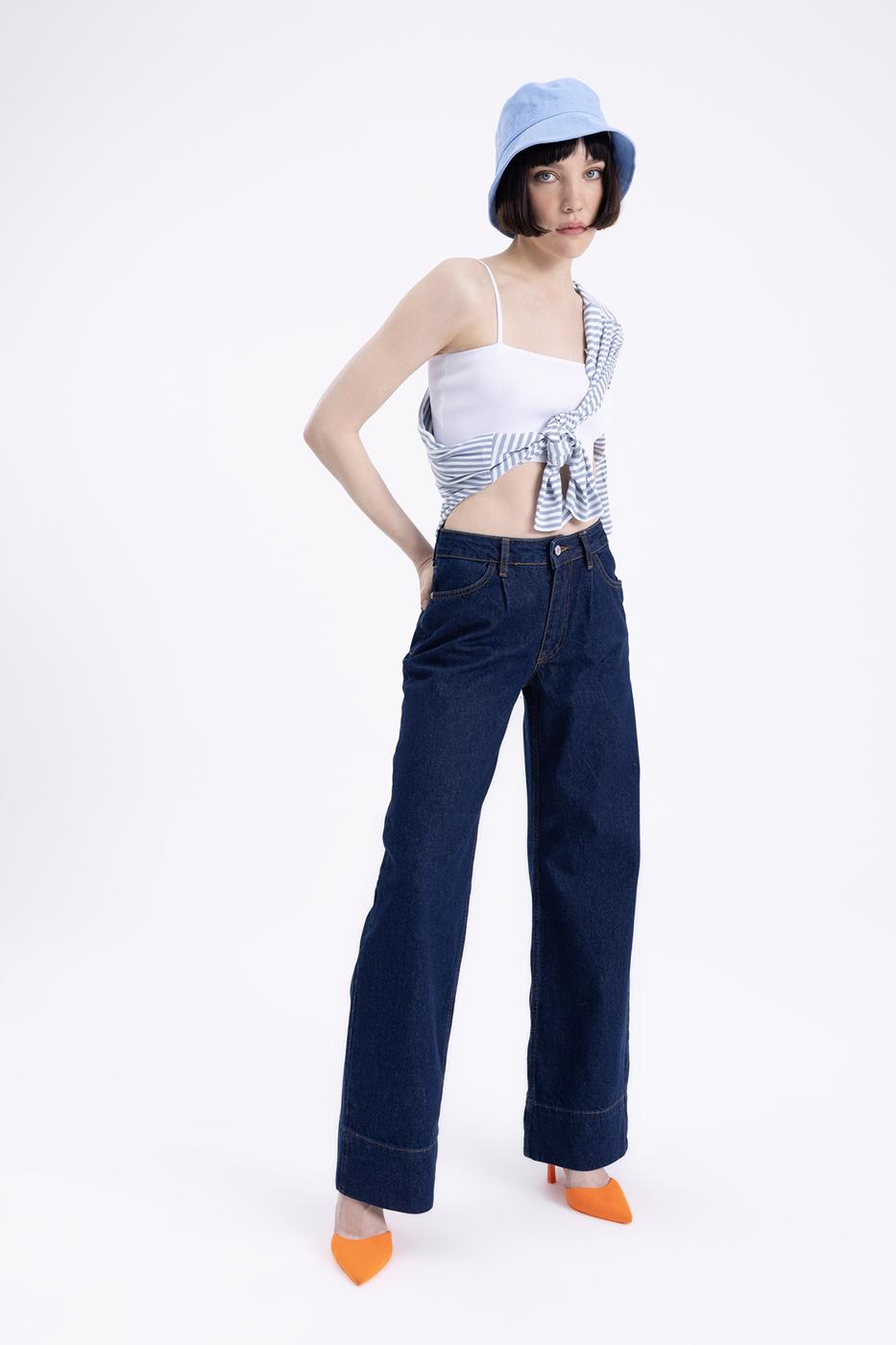 Bayan Lacivert Pileli  Düz Kesim Pantolon