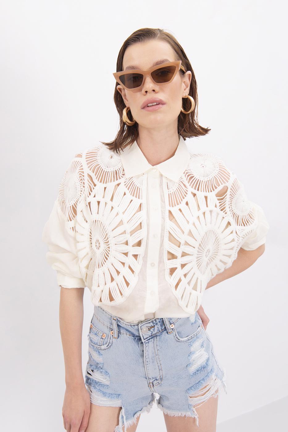 Bayan Beyaz Örgü Drtaylı Gömlek