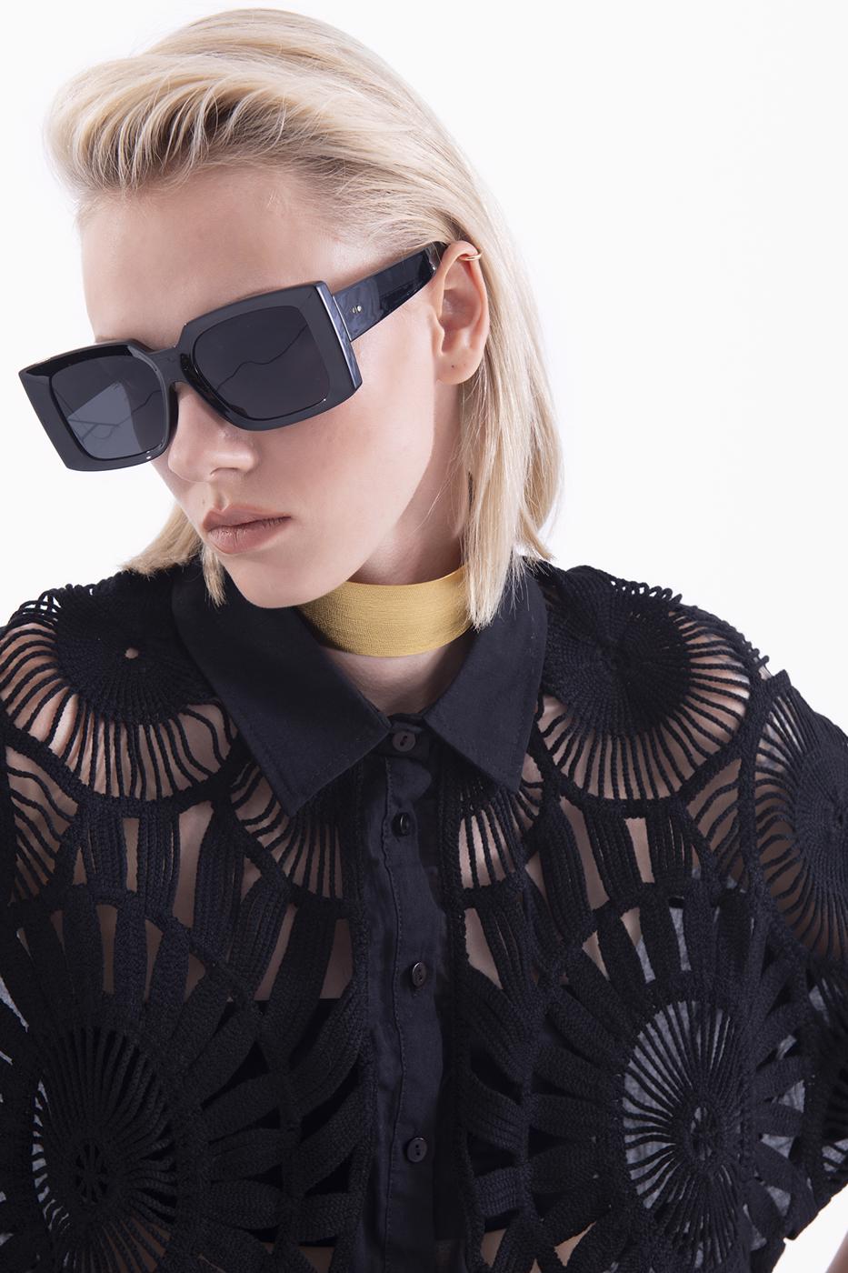 Bayan Siyah Örgü Drtaylı Gömlek