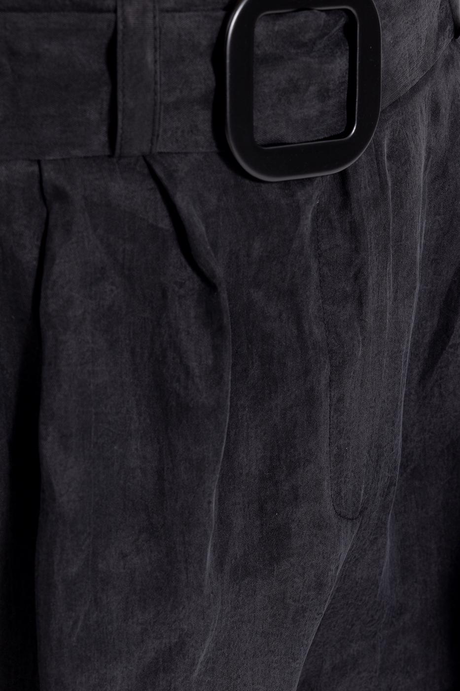 Bayan Siyah Pileli  Mini  Şort