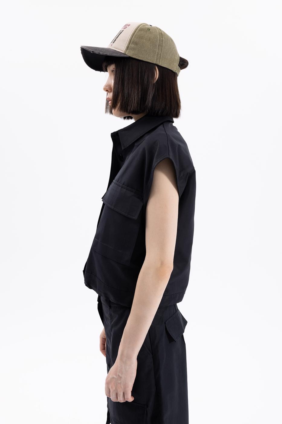 Bayan Siyah Cepli  Detaylı Crop Yelek