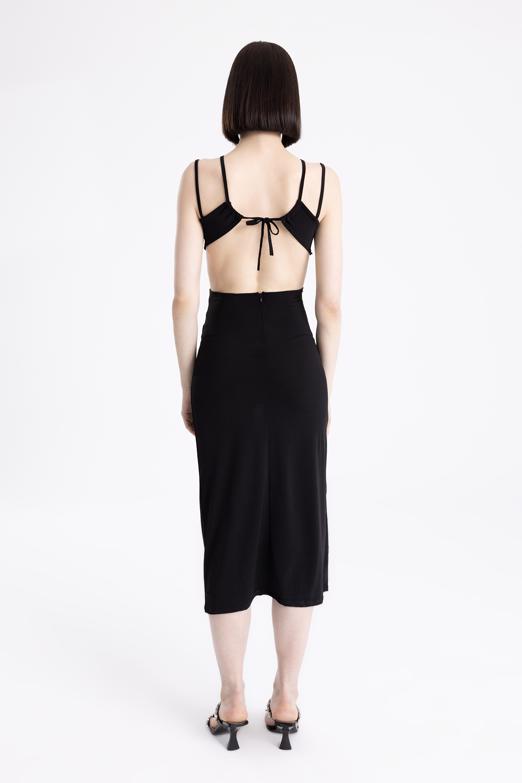 Bayan Siyah Dekolteli  Askılı  Midi  Elbise - BSL