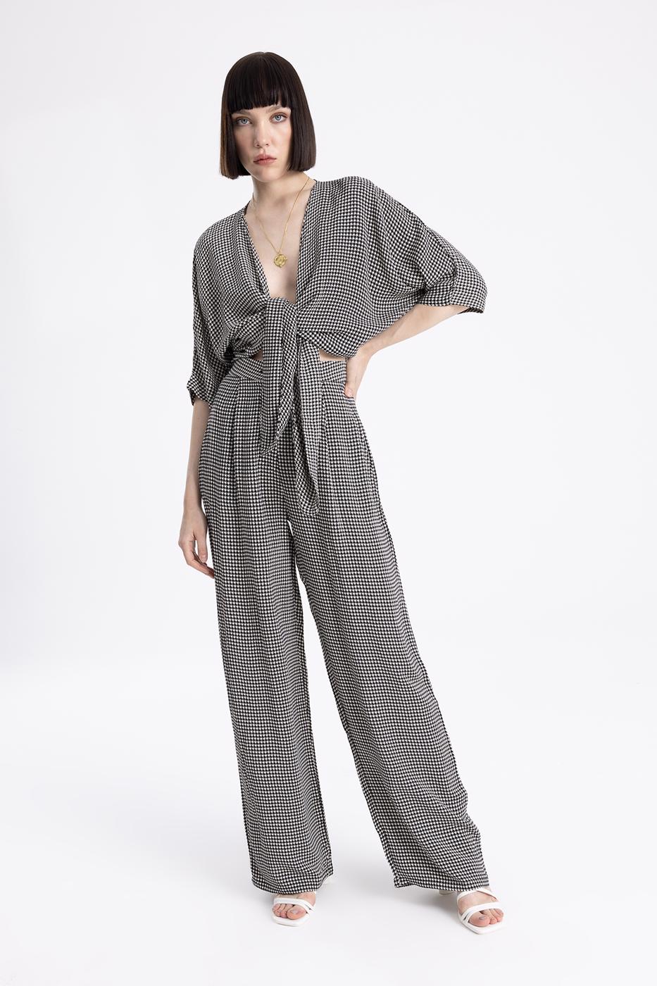 Bayan Siyah Pileli  Bol  Pantolon