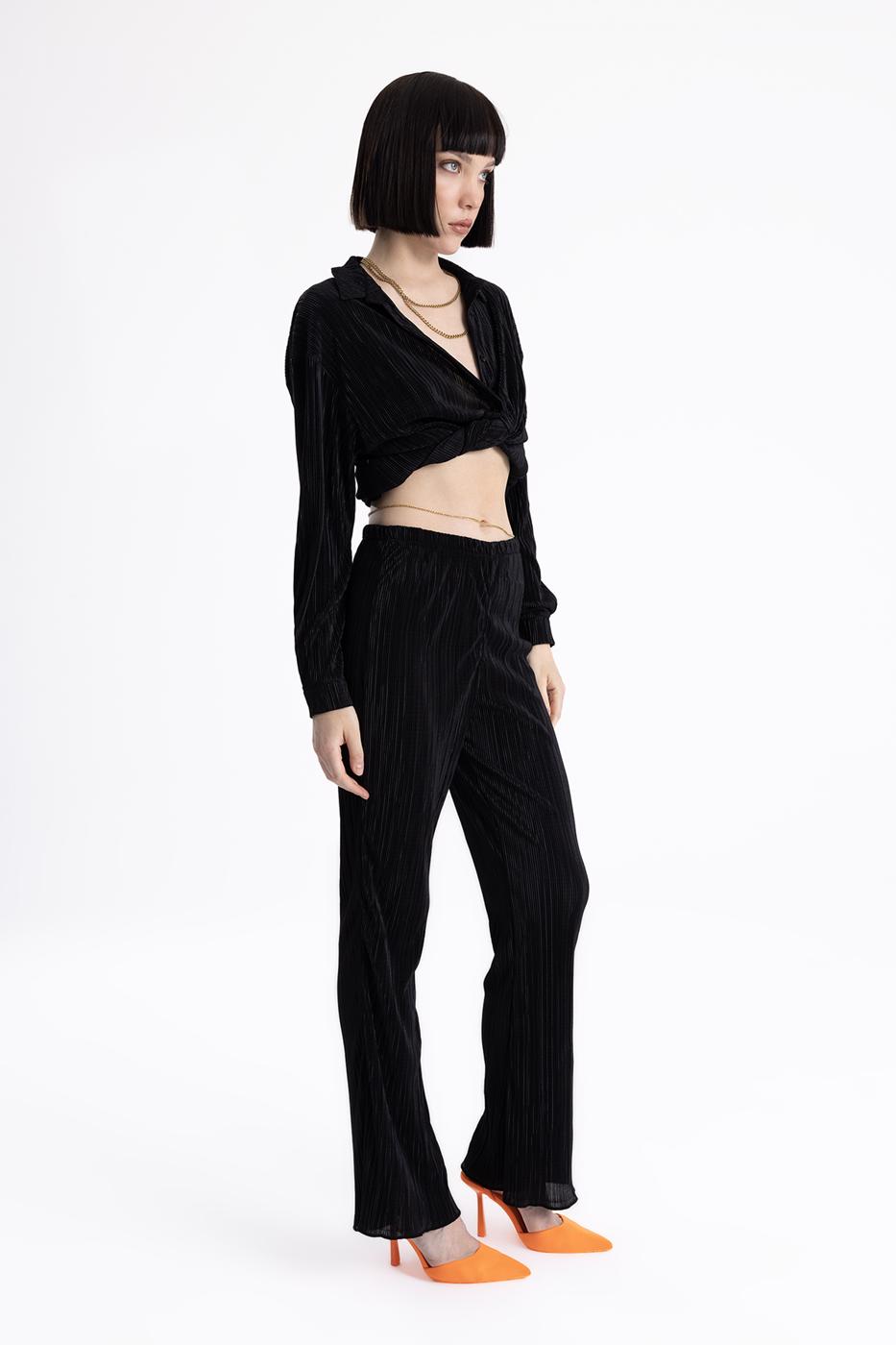 Bayan Siyah Piliseli İspanyol Paça Pantolon