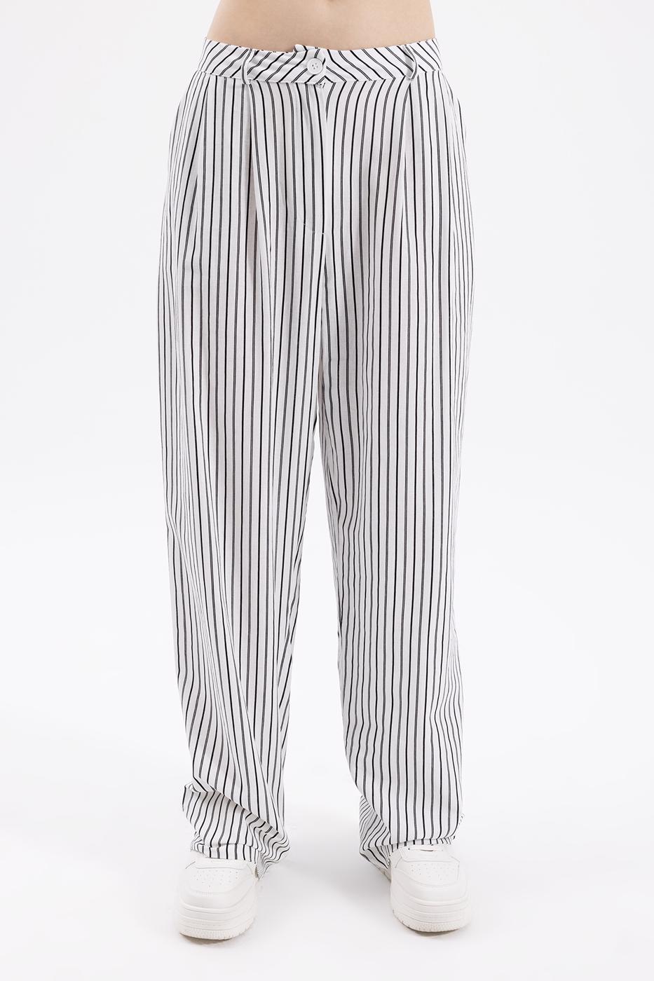 Bayan Beyaz Pileli Çizgili Pantolon