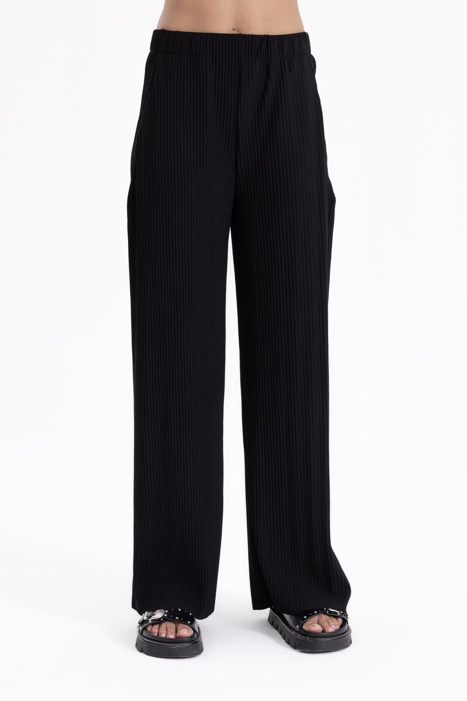 Bayan Siyah Pileli Lastikli Bol Pantolon