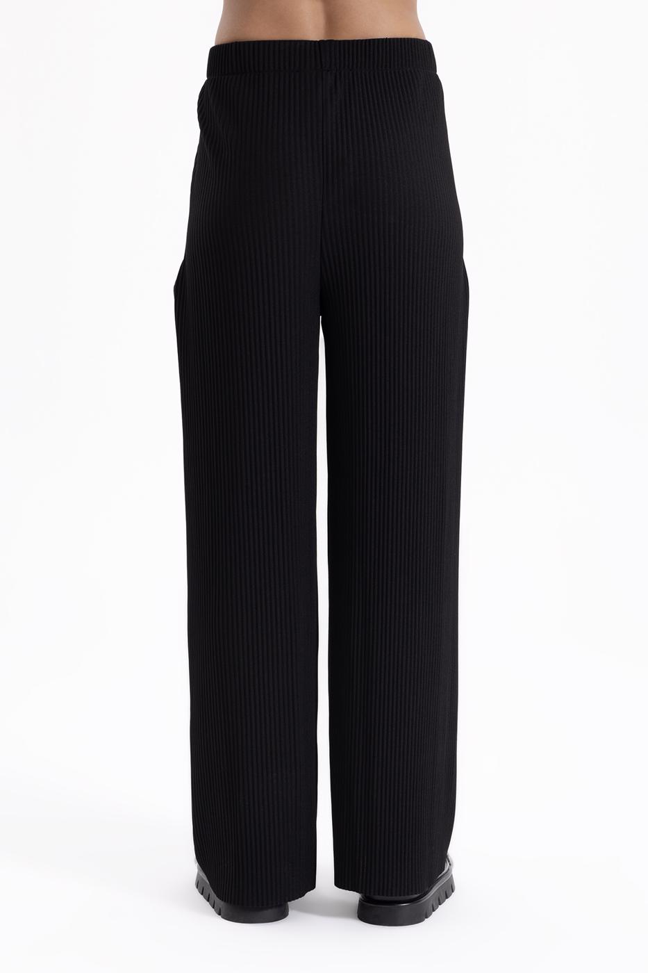 Bayan Siyah Pileli Lastikli Bol Pantolon