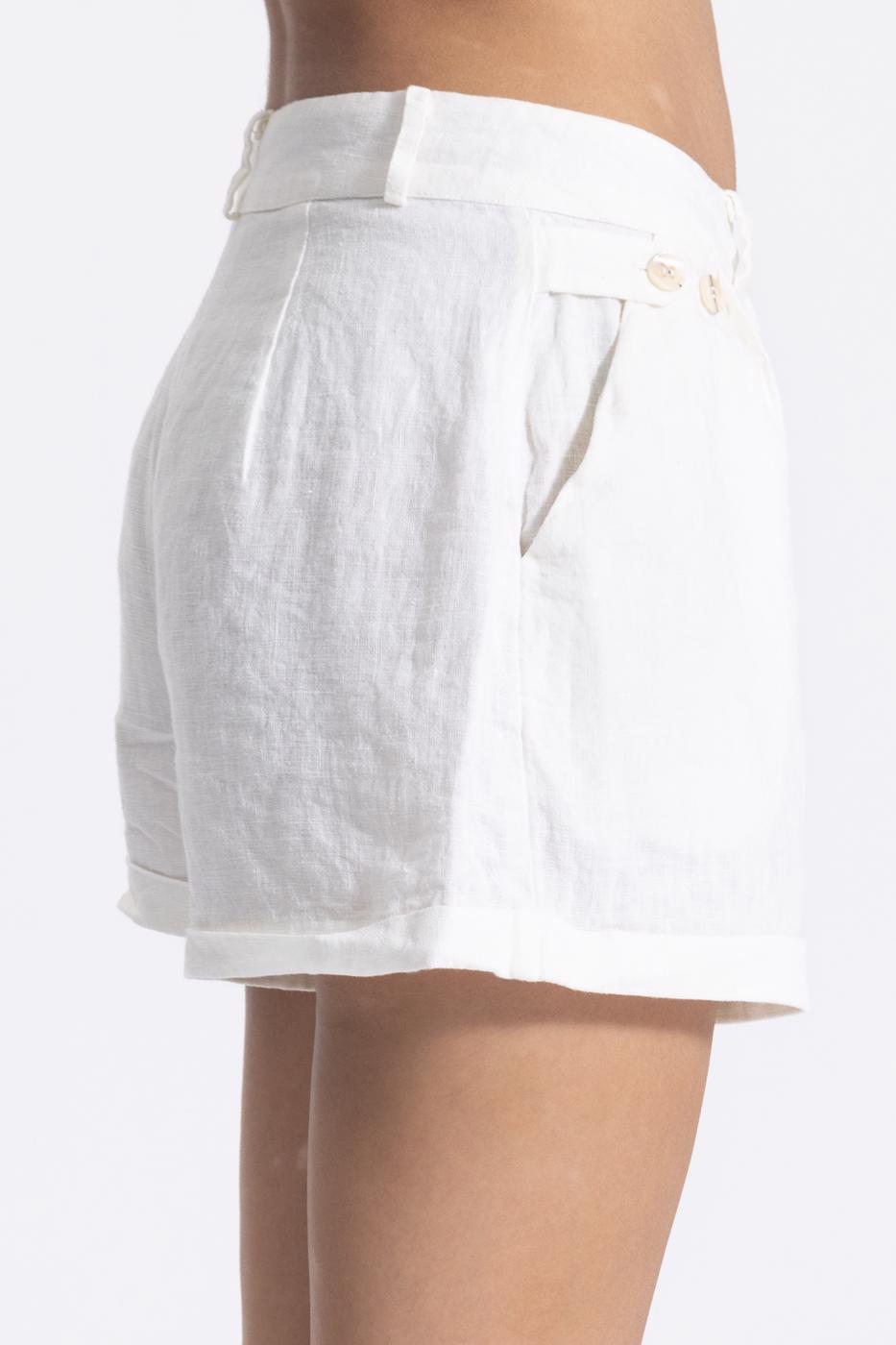 Bayan Ekru Keten Düğme Detaylı Mini Şort