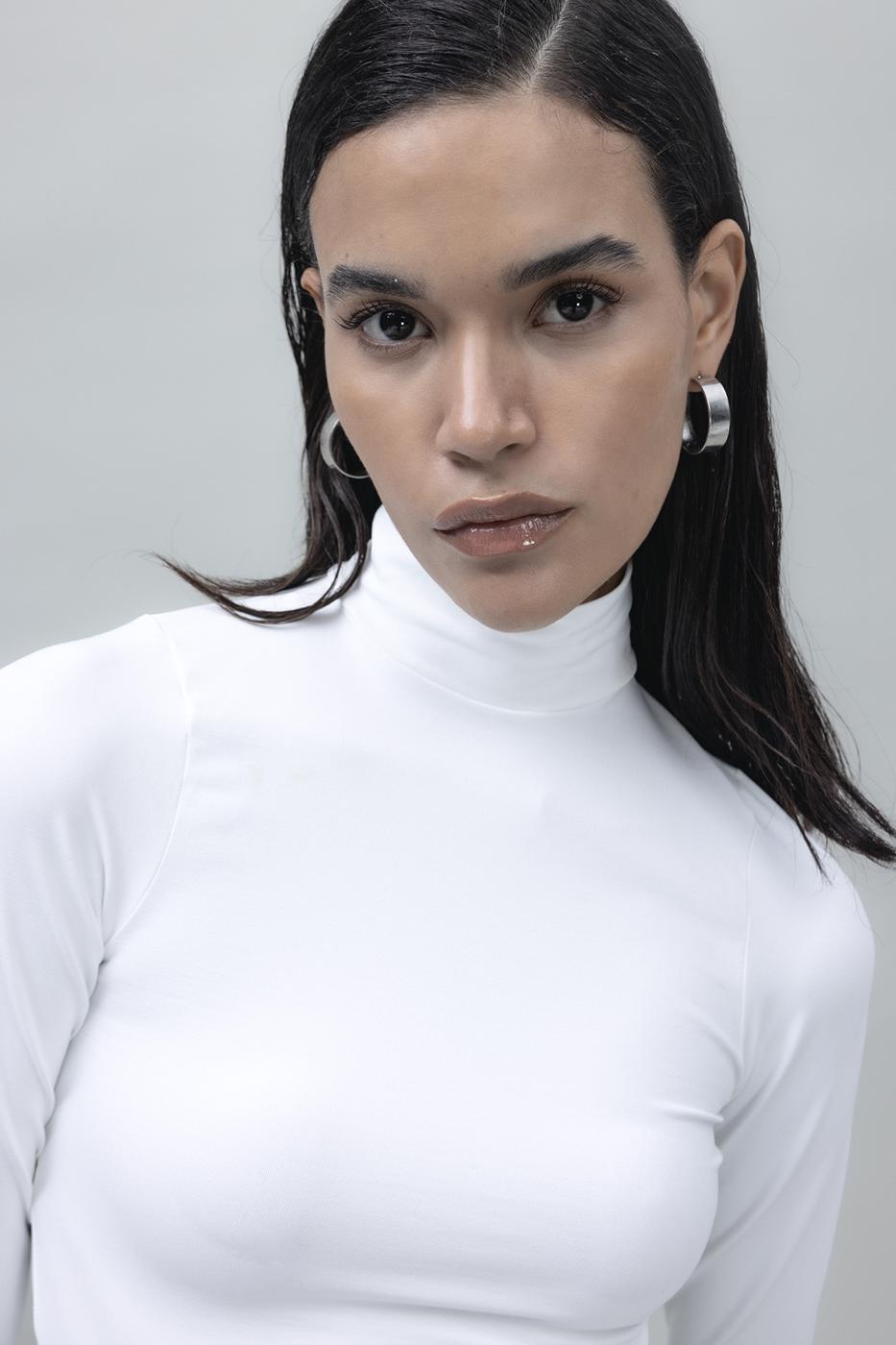 Bayan Ekru Dik Yakalı Top