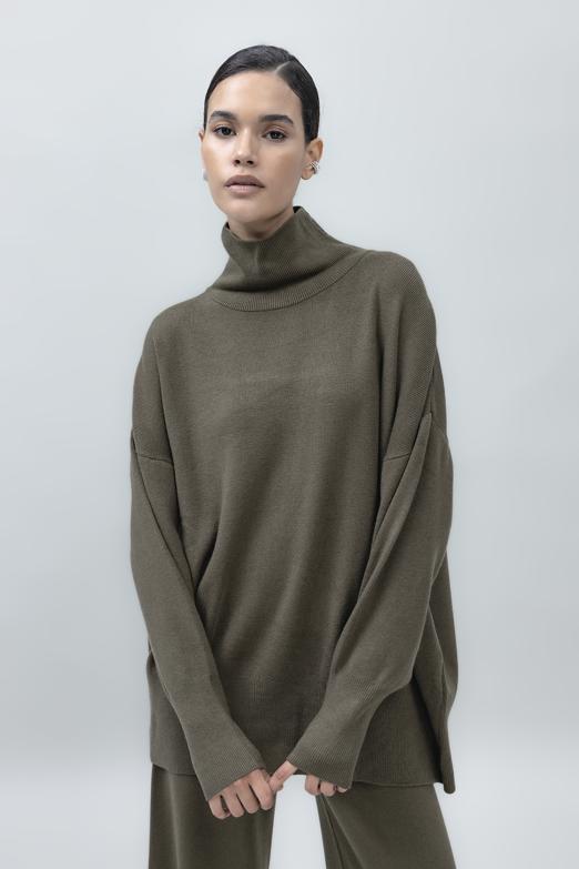 Bayan  Dik Balıkçı Yaka Rahat Kalıp Triko Kazak