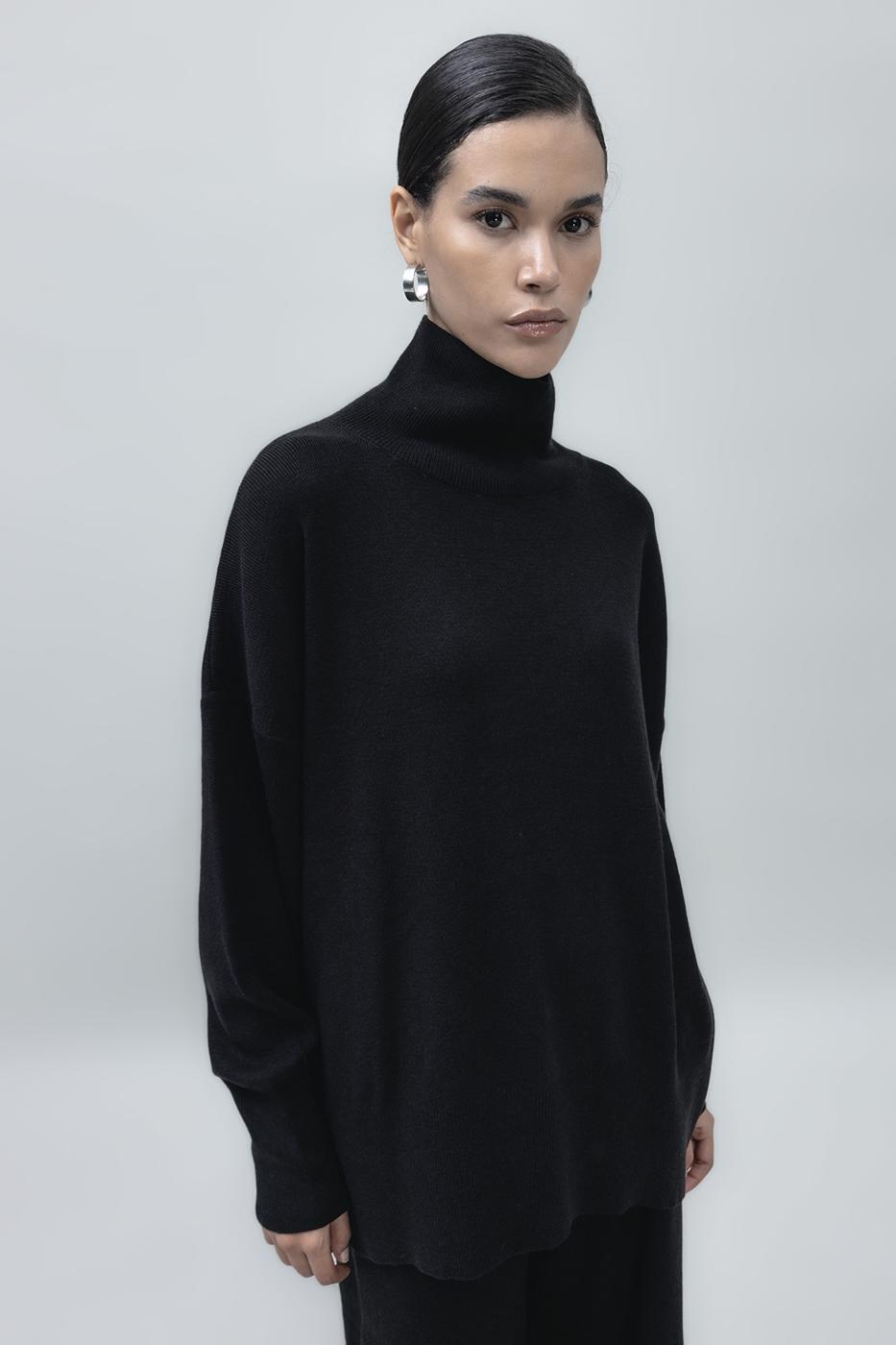 Bayan Siyah Dik Balıkçı Yaka Rahat Kalıp Triko Kazak