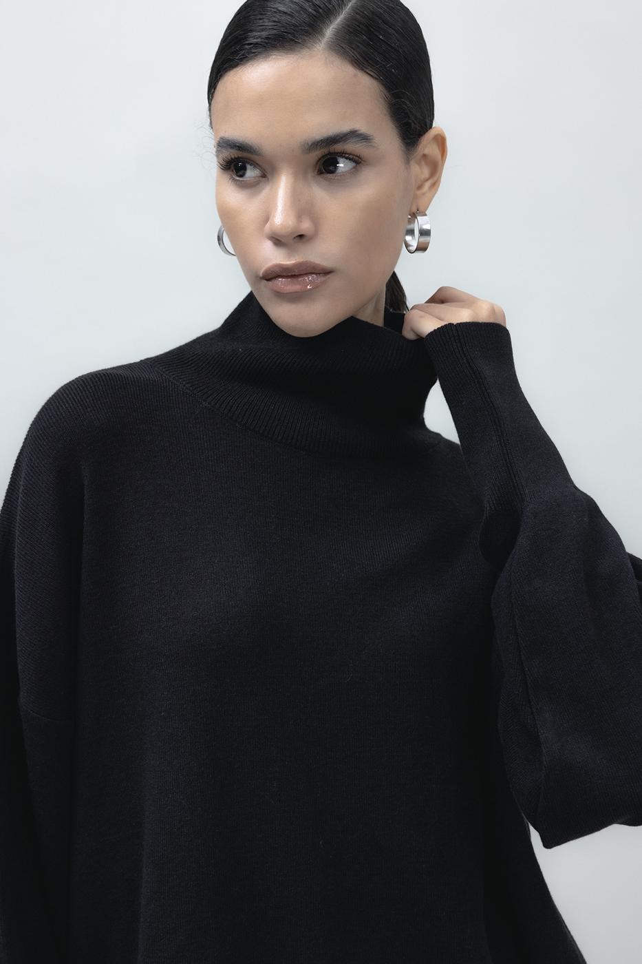 Bayan Siyah Dik Balıkçı Yaka Rahat Kalıp Triko Kazak