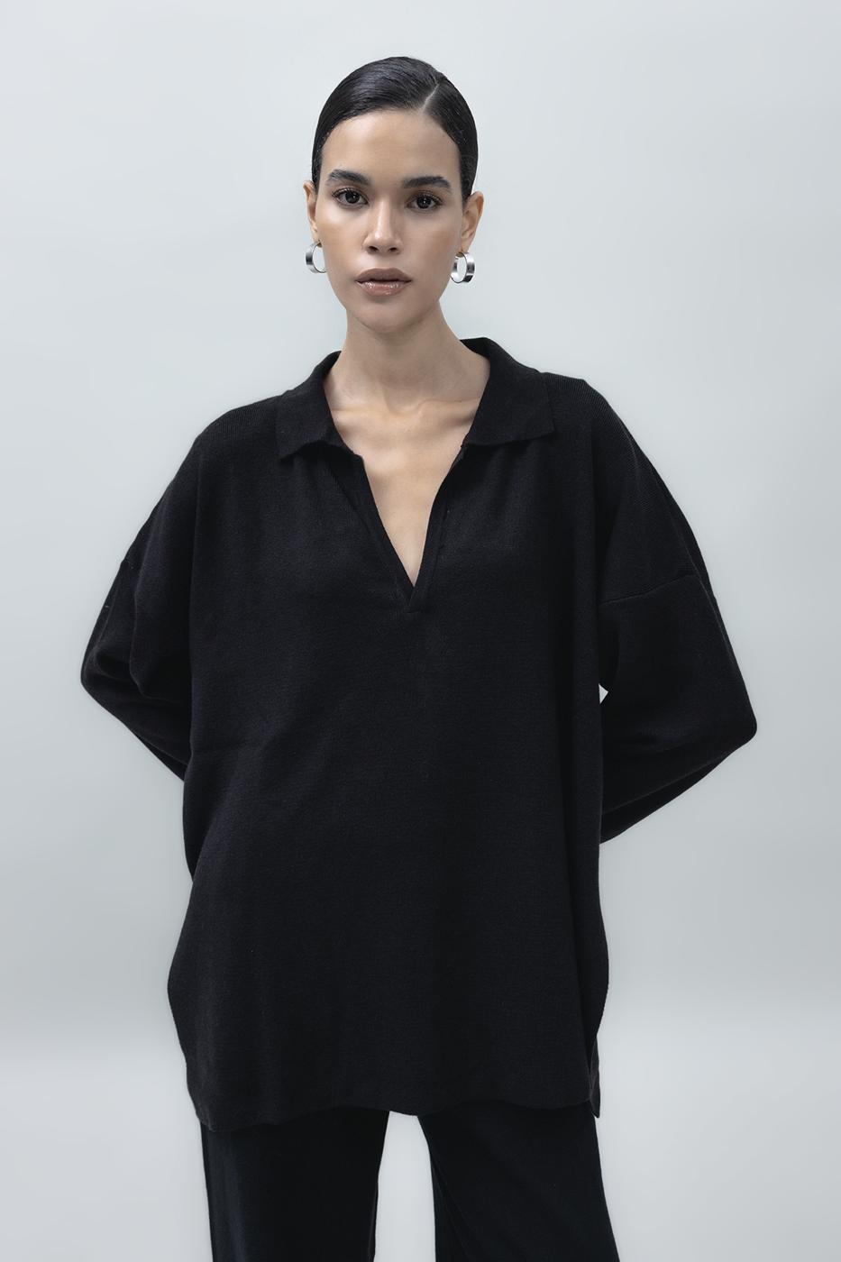 Bayan Siyah Yakalı Oversize Triko Kazak