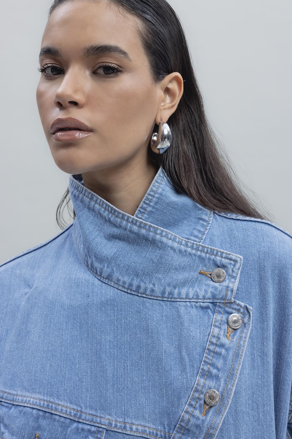 Bayan Mavi Asimetrik Kaplama Detaylı Denim Mont