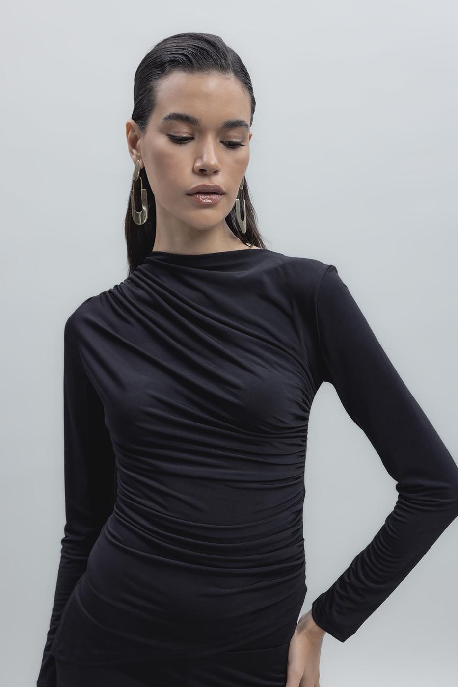 Bayan Siyah Drapeli Top