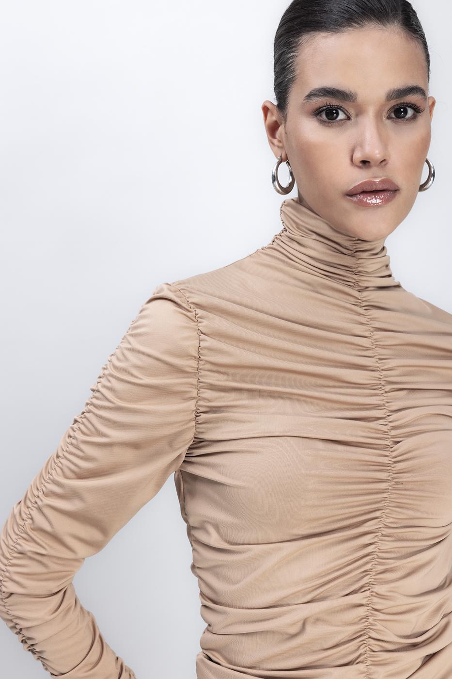 Bayan Bej Dik Yakalı Drapeli Top