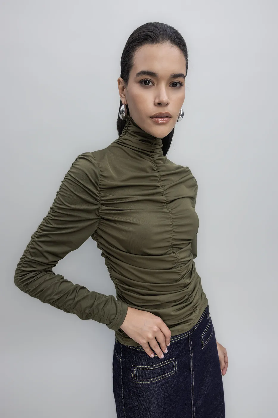 Bayan Haki Dik Yakalı Drapeli Top