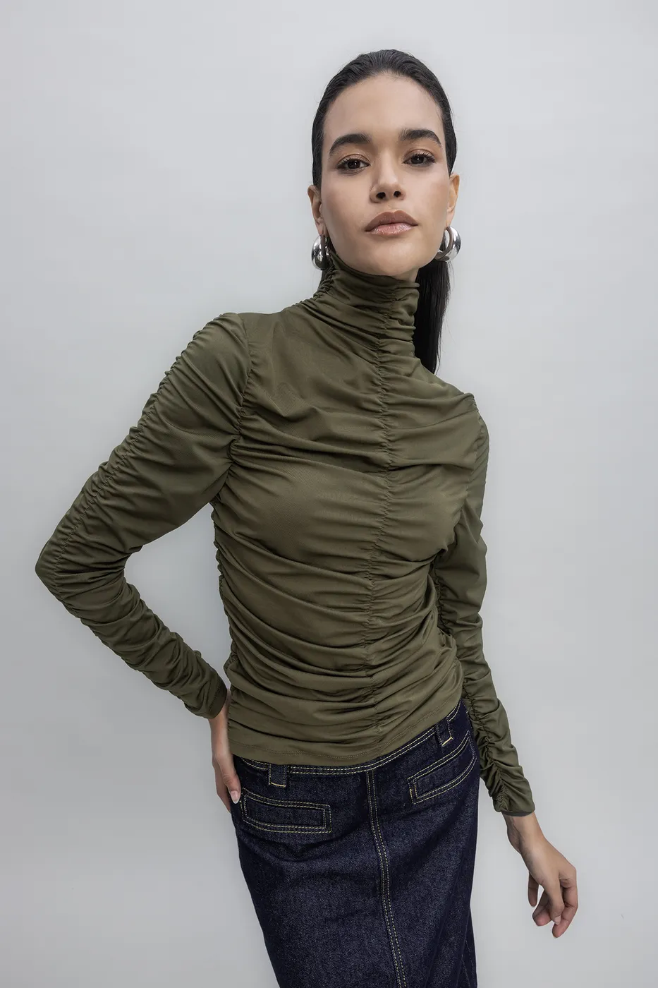 Bayan Haki Dik Yakalı Drapeli Top