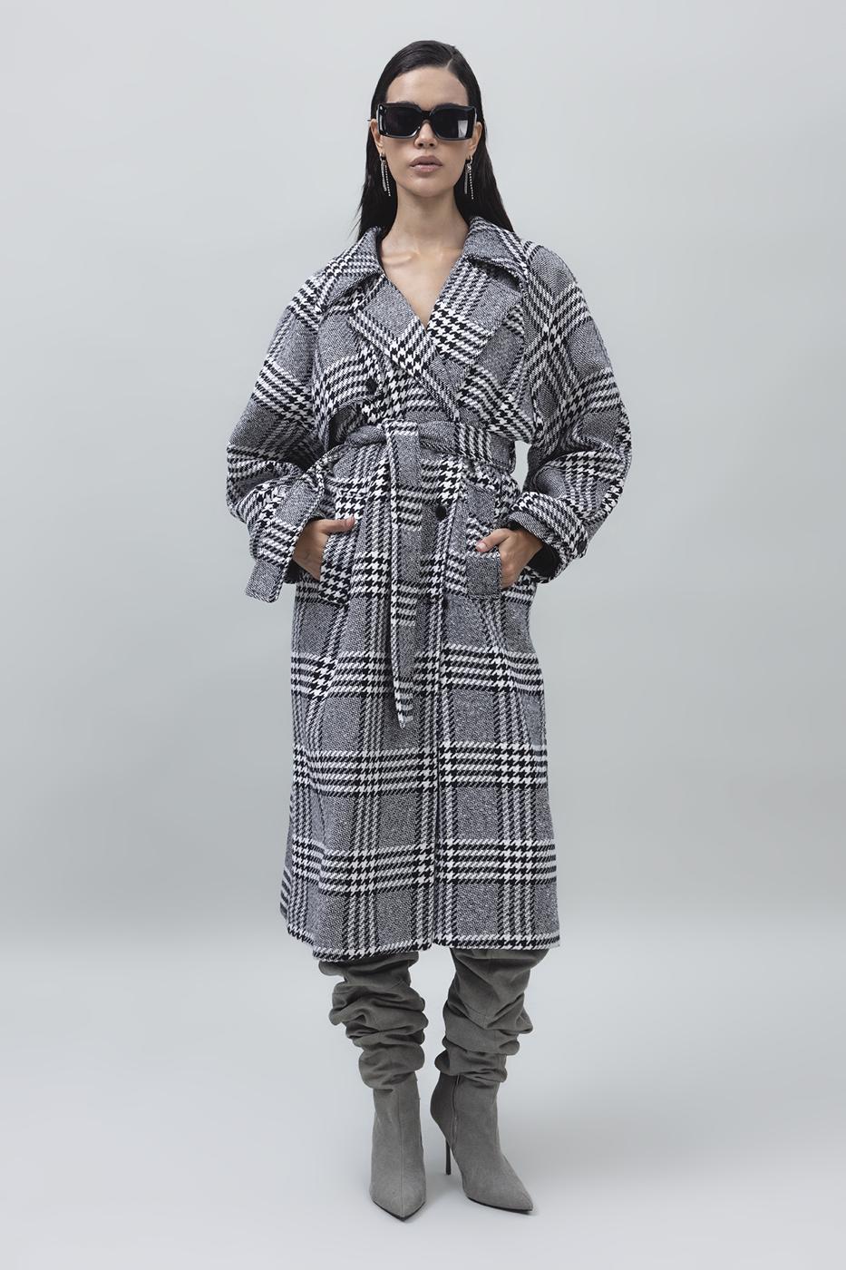 Bayan Siyah Yün Karışımlı Kaban