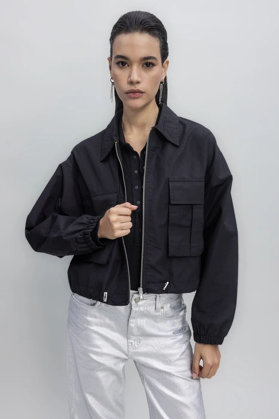 Bayan Siyah Kargo Cepli Mont