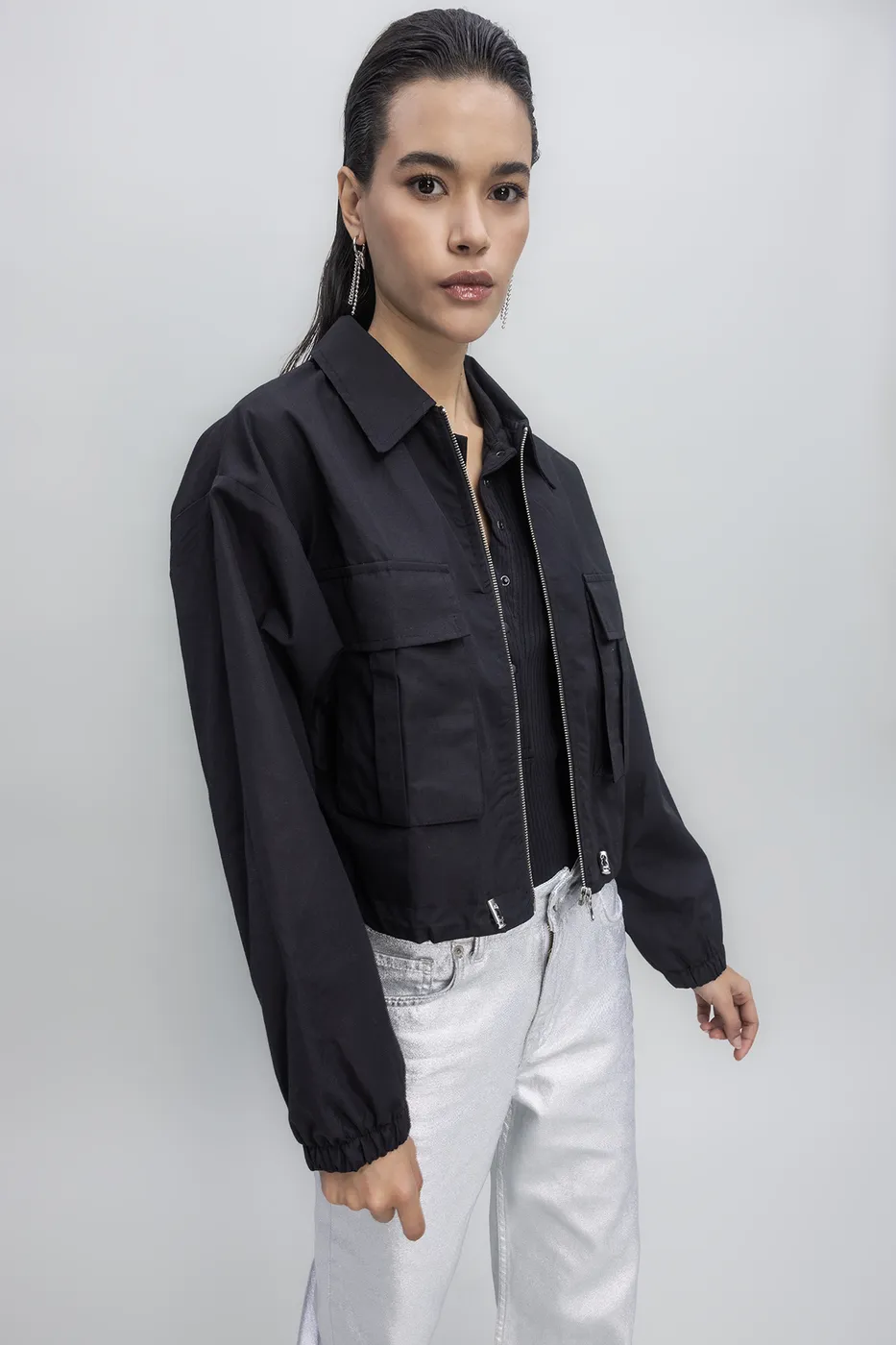 Bayan Siyah Kargo Cepli Mont