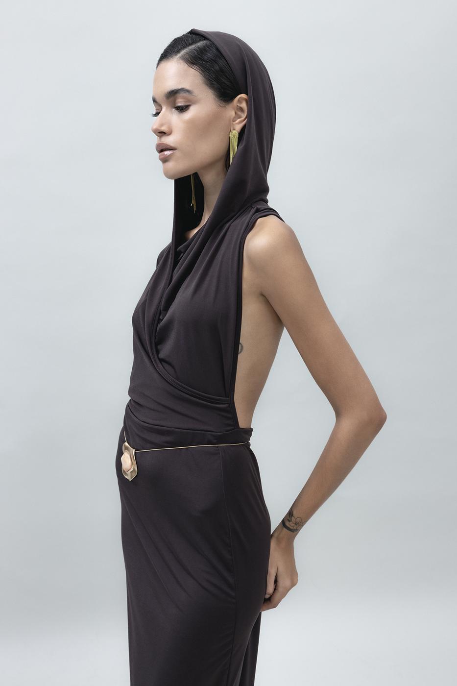 Bayan Kahverengi Kapüşon Detaylı Tek Kollu Maksi Elbise