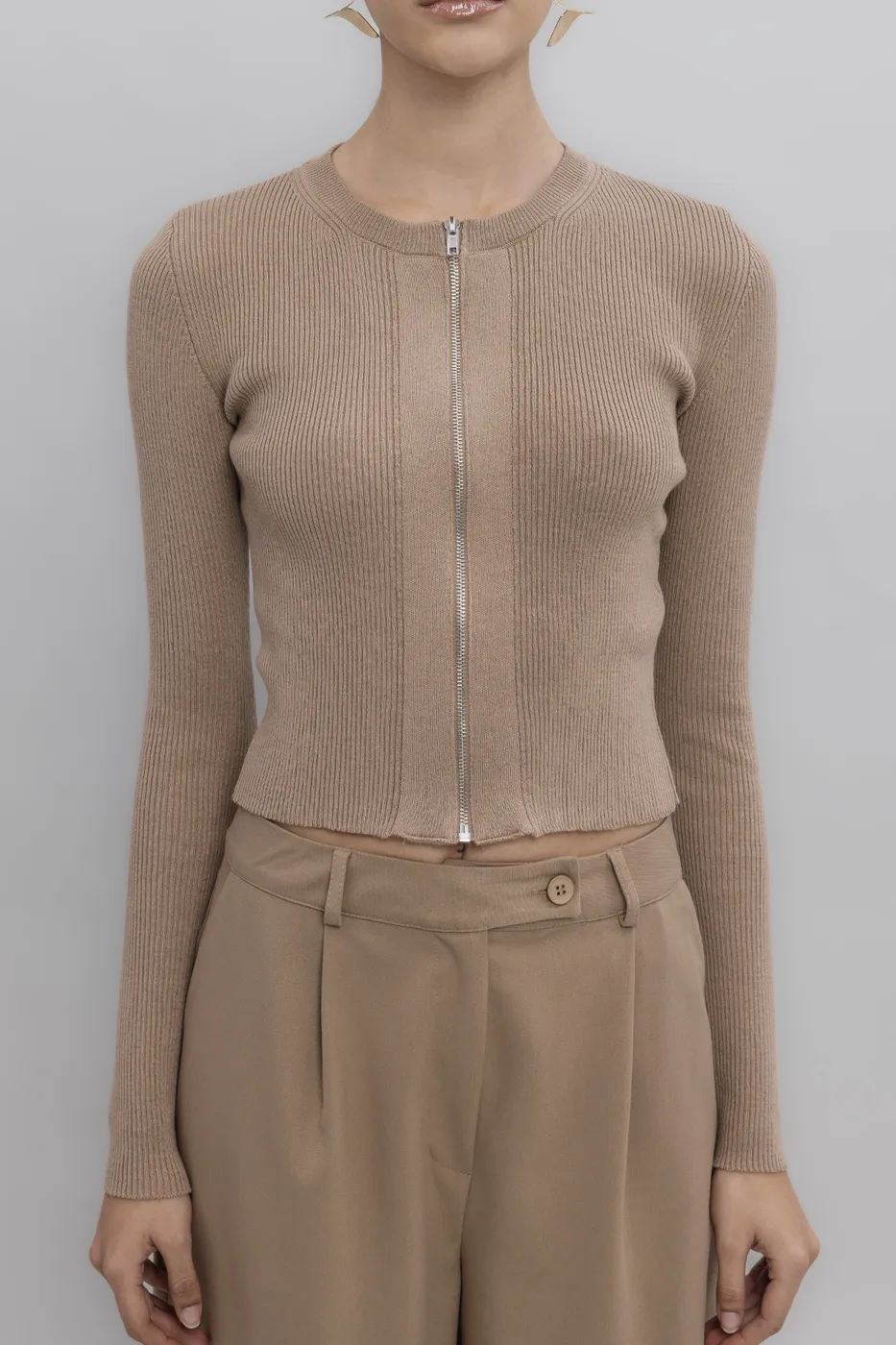 Bayan Bej Metal Fermuar Kapama Triko Top