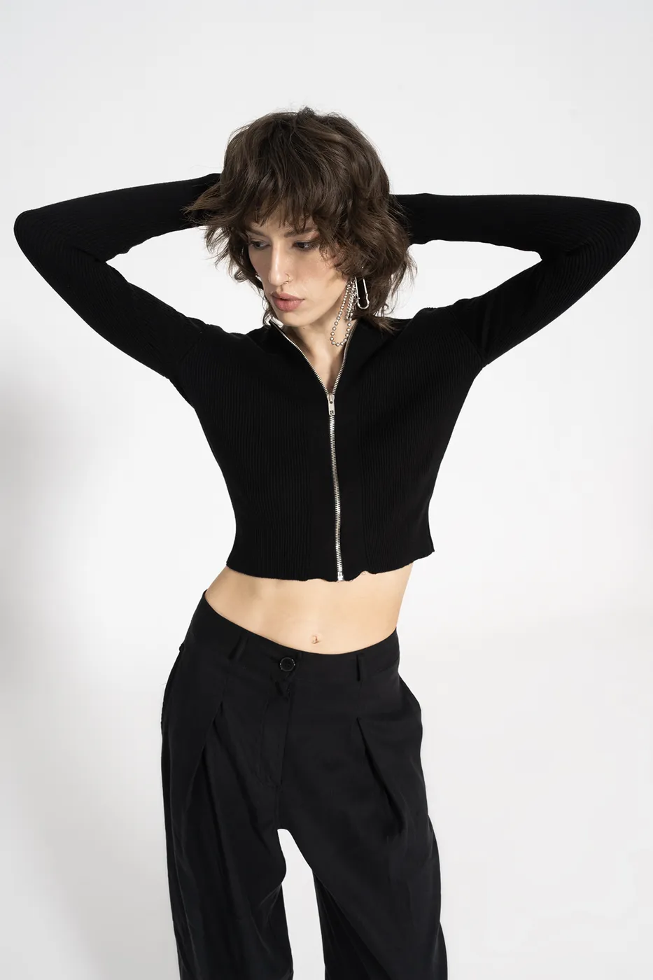 Bayan Siyah Metal Fermuar Kapama Triko Top