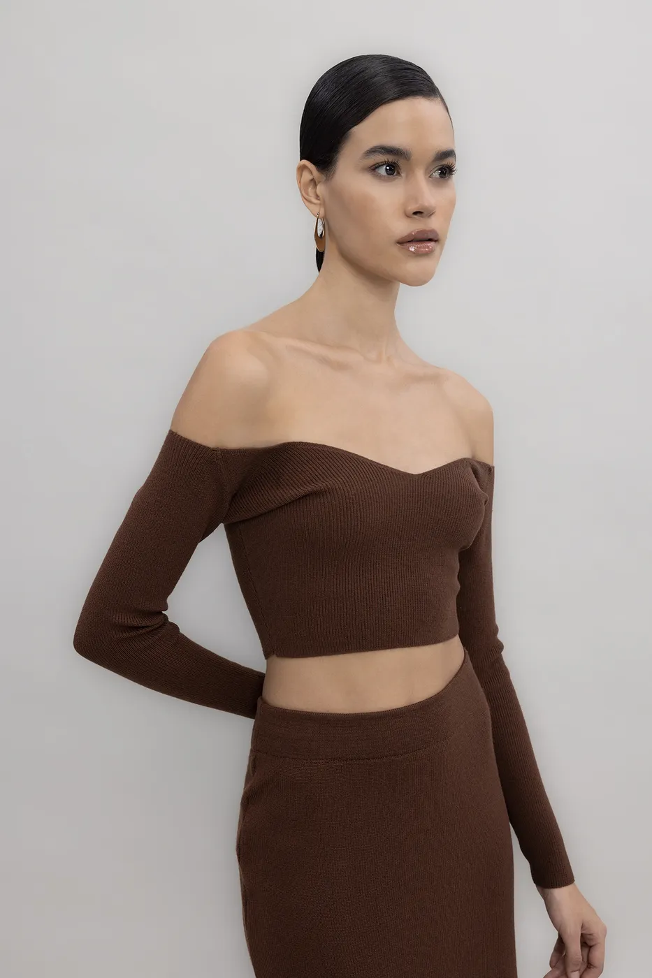 Bayan Kahverengi Triko Carmen Yaka Crop Top