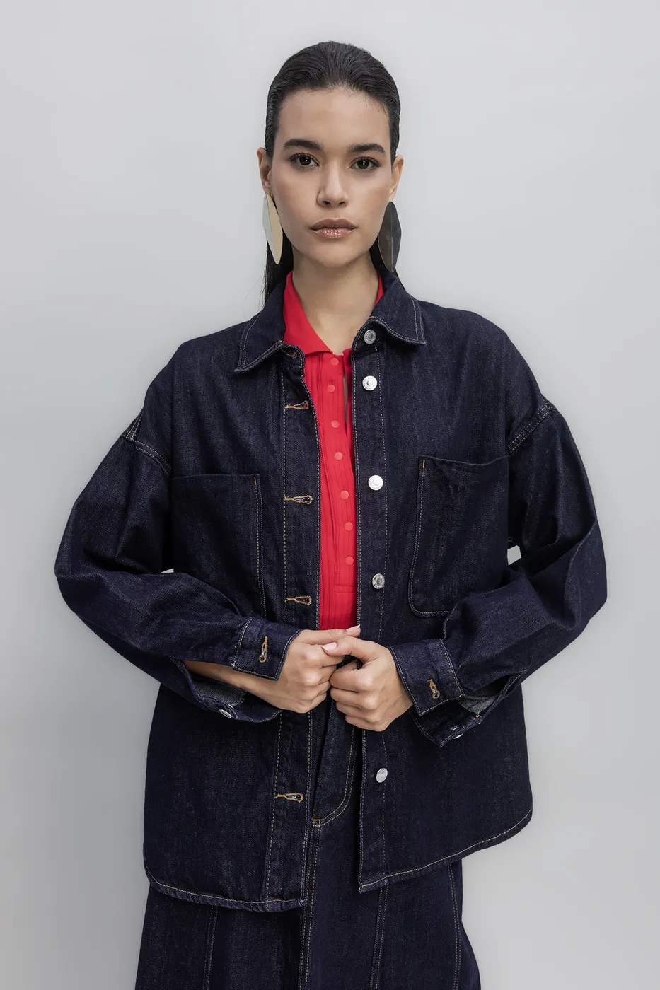 Bayan Lacivert Yama Cepli Denim Gömlek