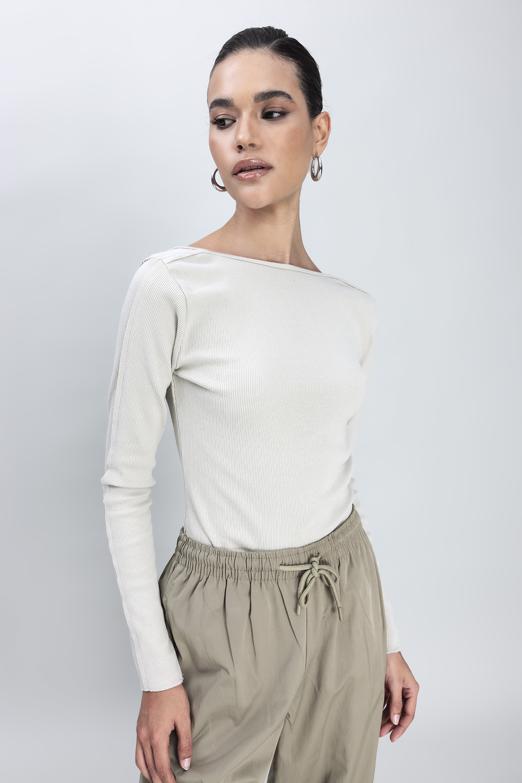 Bayan Bej Sırt Dekolteli Top - BSL