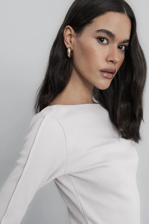 Bayan Taş Sırt Dekolteli Top - BSL